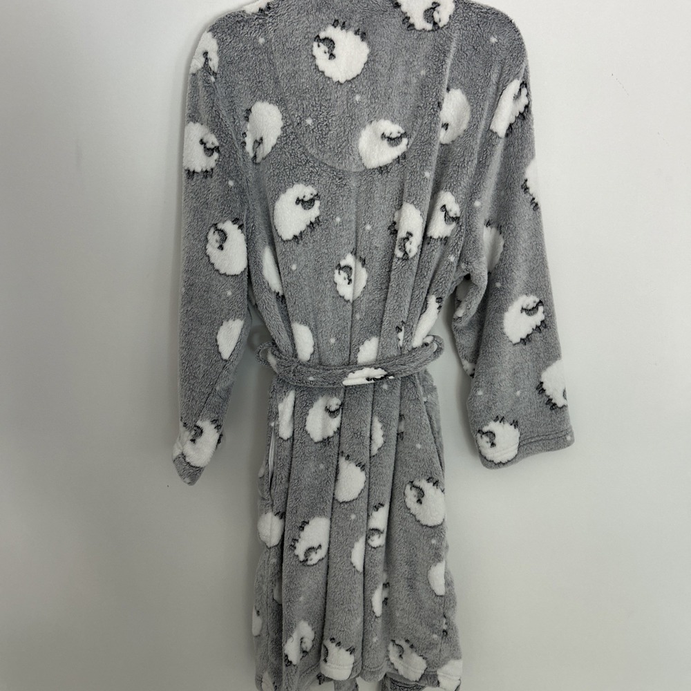 Brighten The Seasons XL Gray White Lambs Plush Pockets Belted Soft Robe Women's - Picture 7 of 10
